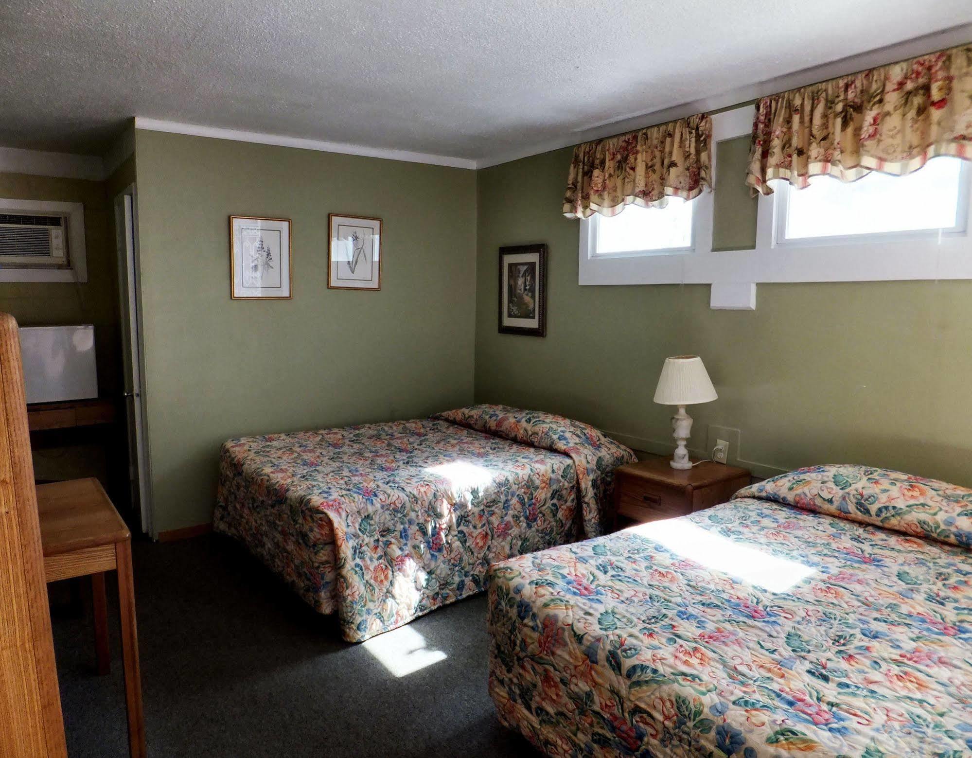 Windsor Motel Lake George Luaran gambar